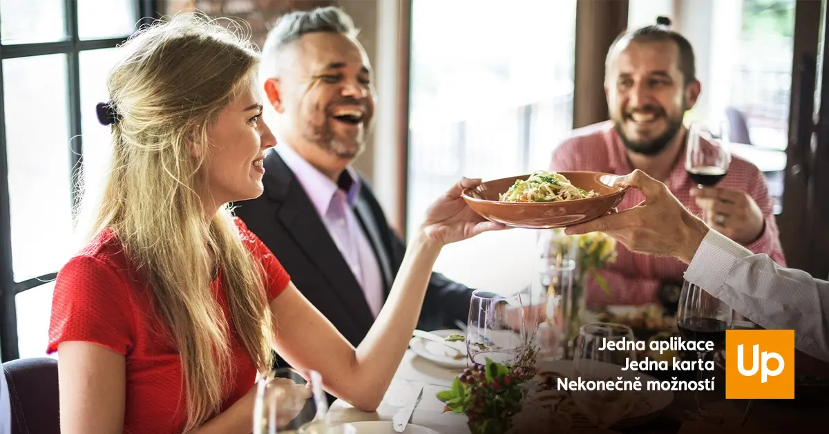 V restauraci Spojka Karlín jídlo spojuje 1 V restauraci Spojka Karlín jídlo spojuje