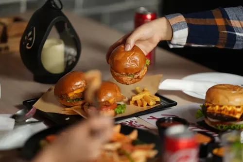 Mezinárodní den proti dietám: S eStravenkou se kalorie nepočítají 3 shutterstock 2402738257