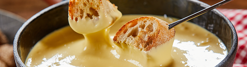Dopřejte si sýrový listopad, co třeba fondue nebo raclette s eStravenkou? 1 Sýrový listopad a eStravenka